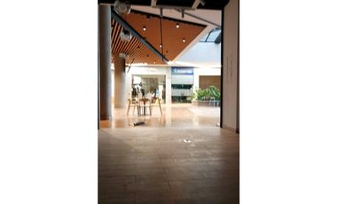 VENDO LOCAL EN CC OASIS EN  RIONEGRO