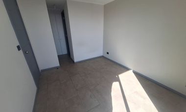 Vende depto la cisterna  2420 UF