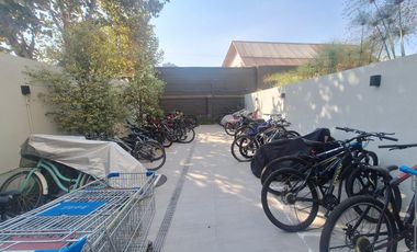 Vende depto la cisterna  2420 UF