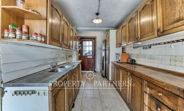Increíble casa en venta a pasos de colegio Calasanz, Ñuñoa.