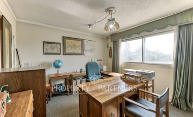 Increíble casa en venta a pasos de colegio Calasanz, Ñuñoa.