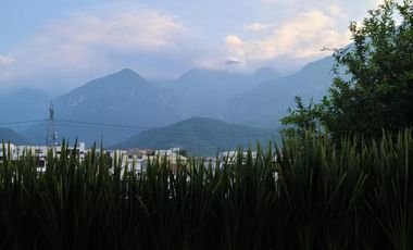 Casa en venta. Rincón de la Lomas, en Sierra Alta. Monterrey, N.L.
