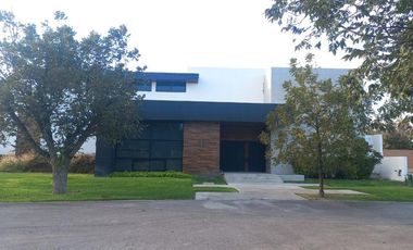 RESIDENCIA EN VENTA EN LAS VILLAS TORREÓN, COAHUILA