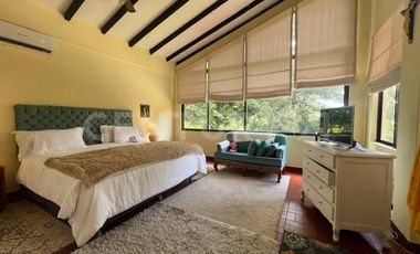 Se vende Casa Campestre en la Morada.