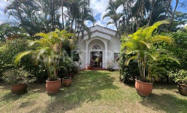 Se vende Casa Campestre en la Morada.