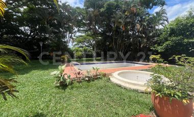 Se vende Casa Campestre en la Morada.