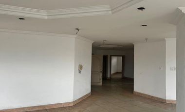 HERMOSO DEPARTAMENTO EN EL 2° PISO, URB. LA CECILIA, LA TRONCAL-CAÑAR