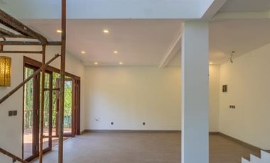 Villa cantik Loss sungai suasana ubud Sekar Tunjung Denpasar Bali