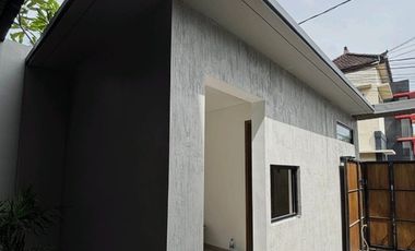 Rumah Cantik Modern Minimalis Gunung Andakasa Denpasar Bali