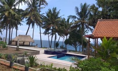 Beachfront Villa Seraya Barat  Karangasem Bali