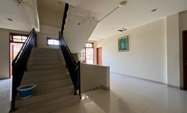 Rumah tinggal dan kost strategis seruni Denpasar  Bali