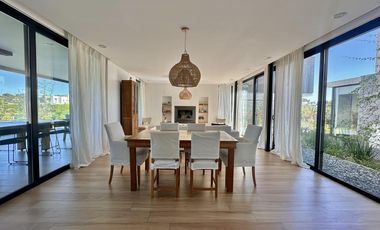 Excelente chalet en barrio privado Arenas del Sur