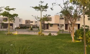 Casa nueva en venta con alberca en Conkal -Cumbres Novonorte