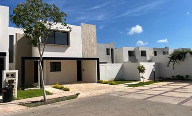 Casa nueva en venta con alberca en Conkal -Cumbres Novonorte