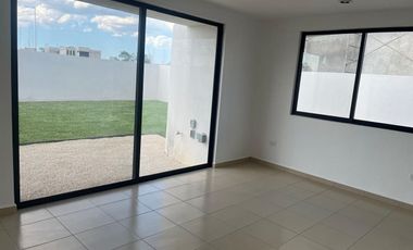 Casa nueva en venta con alberca en Conkal -Cumbres Novonorte