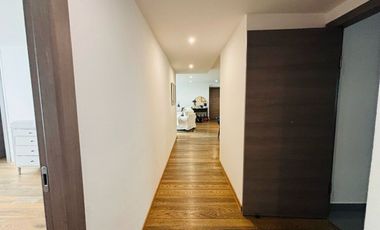 Venta departamento en Uniq Lomas con terraza