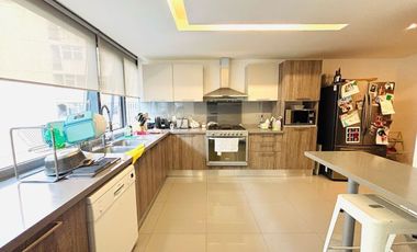 Venta departamento en Uniq Lomas con terraza