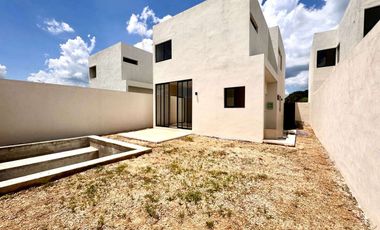 Casa entrega inmediata en privada Alera