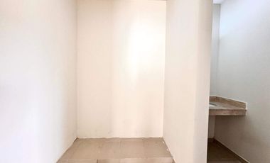 Casa entrega inmediata en privada Alera