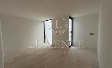 Casa en Venta en Fraccionamiento Los Frailes, San Juan Tilcuautla