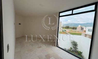 Casa en Venta en Fraccionamiento Los Frailes, San Juan Tilcuautla