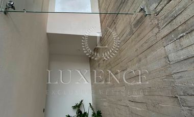 Casa en Venta en Fraccionamiento Los Frailes, San Juan Tilcuautla