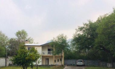 QUINTA EN RENTA EN SANTIAGO