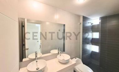 SE VENDE DEPARTAMENTO DÚPLEX DE 3 NIVELES EN TACNA – UBICACIÓN PRIVILEGIADA