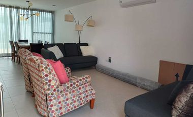 CASA EN RENTA MERIDA, CONKAL, PRIVADA BOTANICO, DISPONIBLE