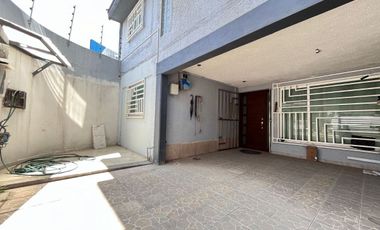 Casa en venta en Bosques de Aragón