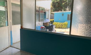 RENTA CASA PARA OFICINAS O GUARDERIA CON JARDIN, COL. SAN JERONIMO ACULCO