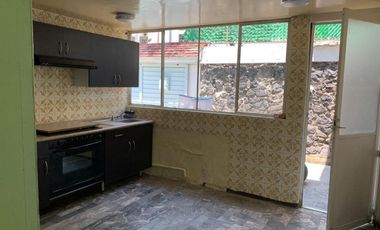 RENTA CASA PARA OFICINAS O GUARDERIA CON JARDIN, COL. SAN JERONIMO ACULCO