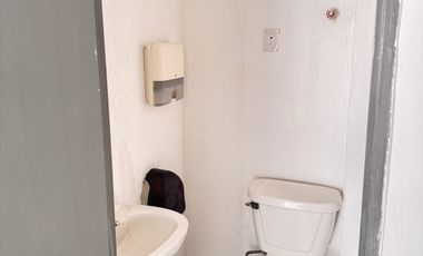 SE RENTA LOCAL EN LA ESQUINA DE APACHES CON EJIDO  