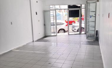 SE RENTA LOCAL EN LA ESQUINA DE APACHES CON EJIDO  