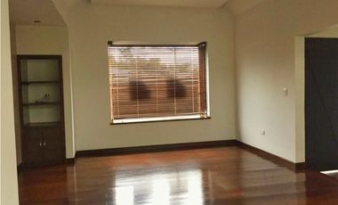 Se Alquila Casa Residencial Comercial Barrio La Castellana Armenia