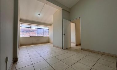 SE ALQUILA LOCAL EN HUARAZ