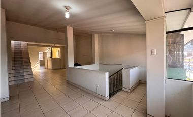 SE ALQUILA LOCAL EN HUARAZ