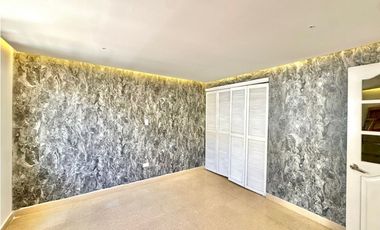 Apartamento en venta en importante zona de Laureles