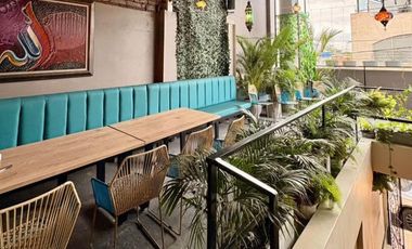 Casa Comercial en Arriendo – Granada, Cali