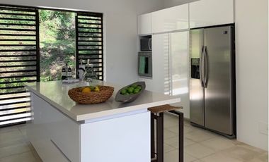 VENTA CASA DE ALTO PERFIL – EL PASO, GIRARDOT