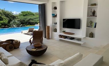 VENTA CASA DE ALTO PERFIL – EL PASO, GIRARDOT