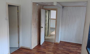 Se vende hermosa casa con dos departamentos en Ancud