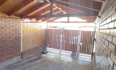 IMPECABLE CASA CON QUINCHO, LLEGAR E INSTALARSE