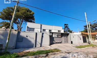 PH a estrenar, 3 ambientes, con cochera y patio