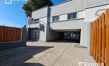 PH a estrenar, 3 ambientes, con cochera y patio