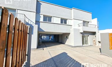 PH a estrenar, 3 ambientes, con cochera y patio