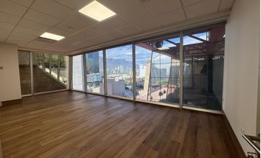 OFICINA VENTA  $517,500 USD LOS SOLES