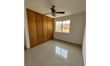 Venta casa  sector castellana barranquilla +CC22/6