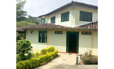 Casa campestre en Jiguales Lago Calima