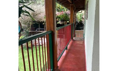 Casa campestre en Jiguales Lago Calima